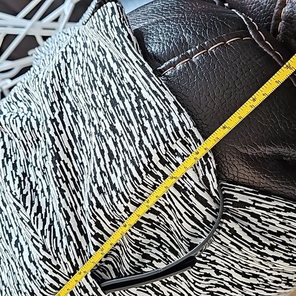 Simple Classic - Picture 5 of 5